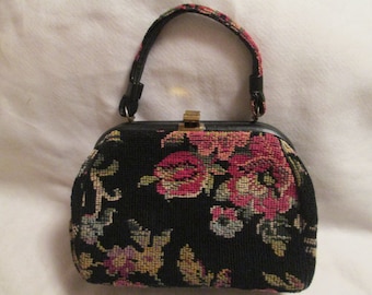 1950s' Ladies FLORAL TAPESTRY PURSE----- No Label