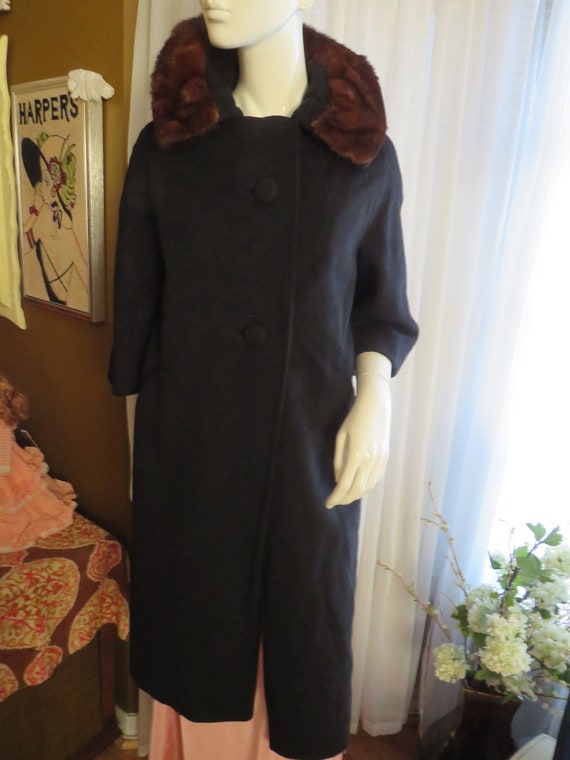 1950s' Women Brown Mink Collared Black COAT By LI… - image 1
