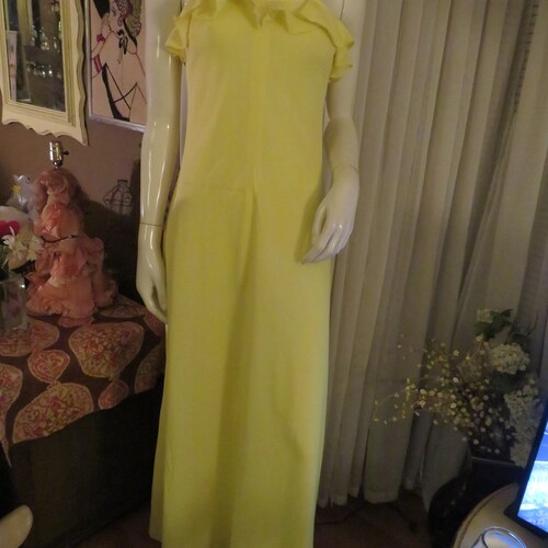 1970's Banana Yellow Ankle DRESS shops With HOODED-SHAWL By Sylvia Ann---Size 10