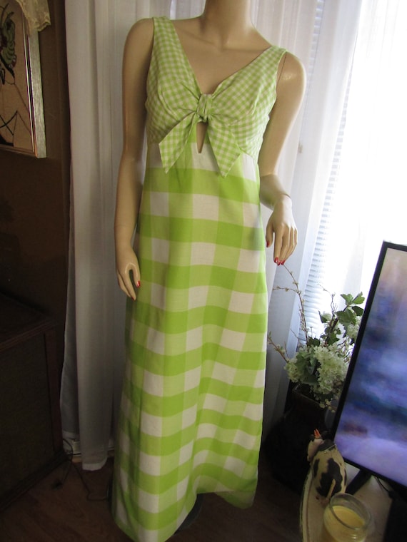 1950's Light Mint Green And White CHECKERED Sun DR