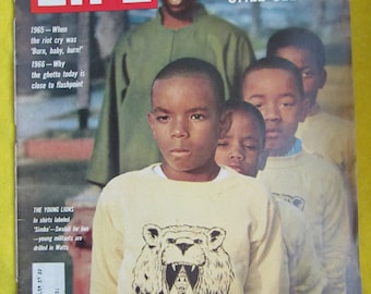 15.07.1966 LIFE MAGAZIN Mit Sondergeschichte „Watts-Still Seething“