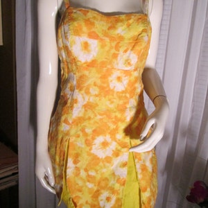 1950&#39;s Ladies ONE-PIECE Bright Yellow/Orange/White SWIMSUIT--- No Label