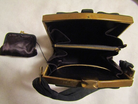 1940's /1950's Ladies BLACK And GOLD Metal PURSE/… - image 6