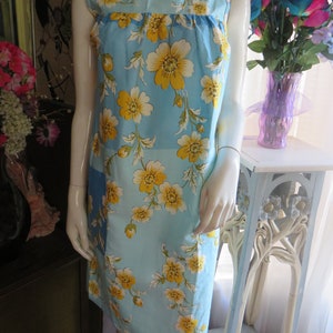 1960s&#39; Sleeveless FLORAL SHIFT/DRESS By Joan Starr---Size M