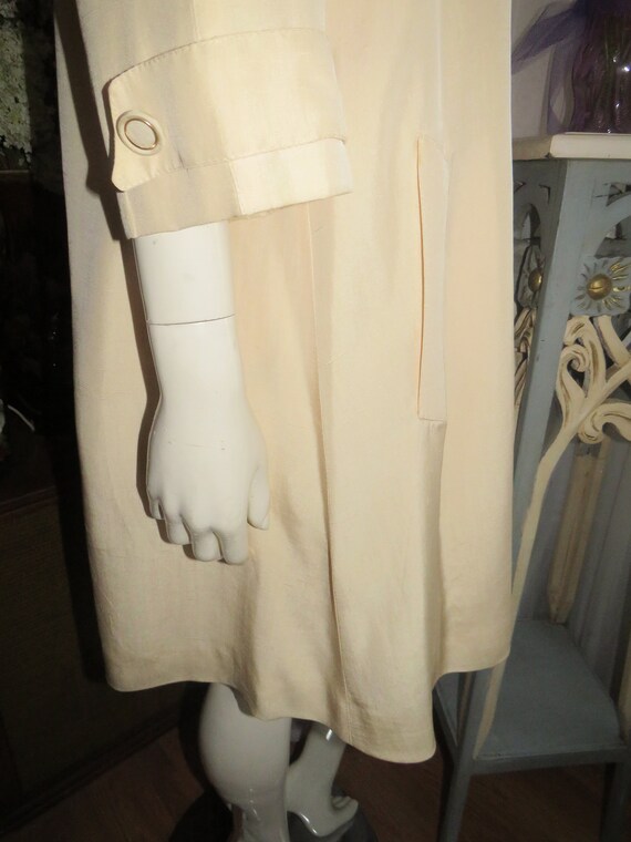 1940s'/50s' Ladies CREAM SILK Flare Style COAT By… - image 7