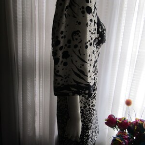 1980s' BLACK And WHITE Abstract Print Silk DRESS By Pauline TrigereNo Size Tag image 3