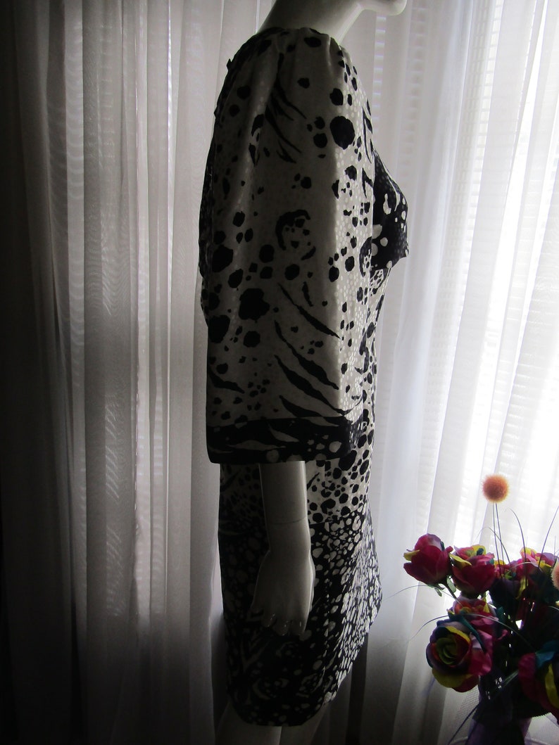 1980s' BLACK And WHITE Abstract Print Silk DRESS By Pauline TrigereNo Size Tag image 3