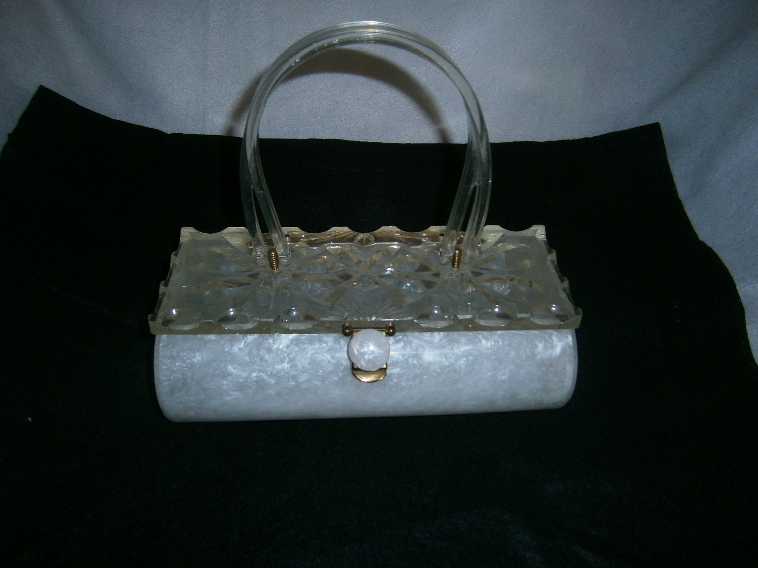 1950s' White LUCITE Oval/oblong Shape PURSE With Top HANDLE - Etsy