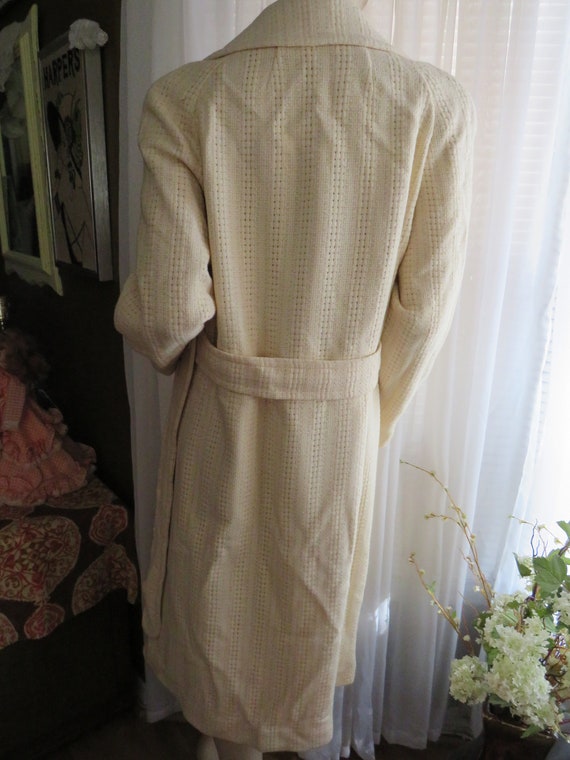 1960's Ladies CREAM Wool/Rayon Belted COAT By Hor… - image 6