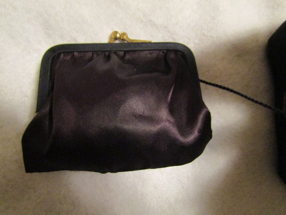 1940's /1950's Ladies BLACK And GOLD Metal PURSE/… - image 9