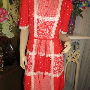 1960s&#39; RED/WHITE Patchwork Short Sleeve DRESS By Alexa From Sunny California---No Size