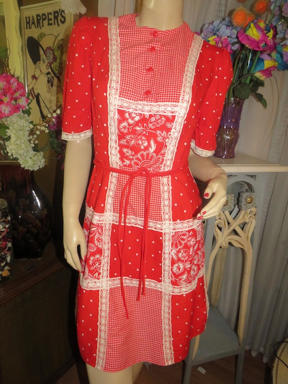 1960s' RED/WHITE Patchwork Short Sleeve DRESS By A