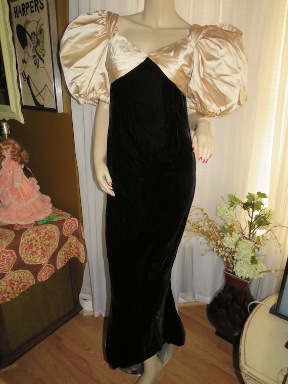 Vintage Formal Black/Beige BILLOWY Sleeve DRESS B