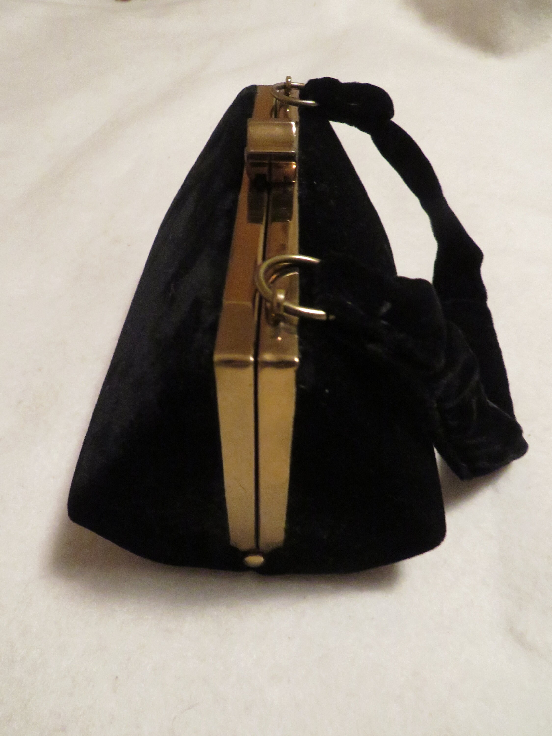 VIP【関税送料無料】希少 GOLDEN  USED BLACK LEATHER BAG s-l1200.jpg