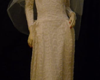 1920's/1930's WHITE Lace WEDDING DRESS---No Size Or Label Maker