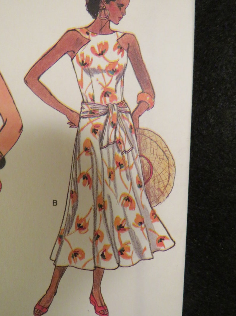 1986 Vogue Misses/' SLEEVELESS DRESSES Pattern ----Size 12-14-16