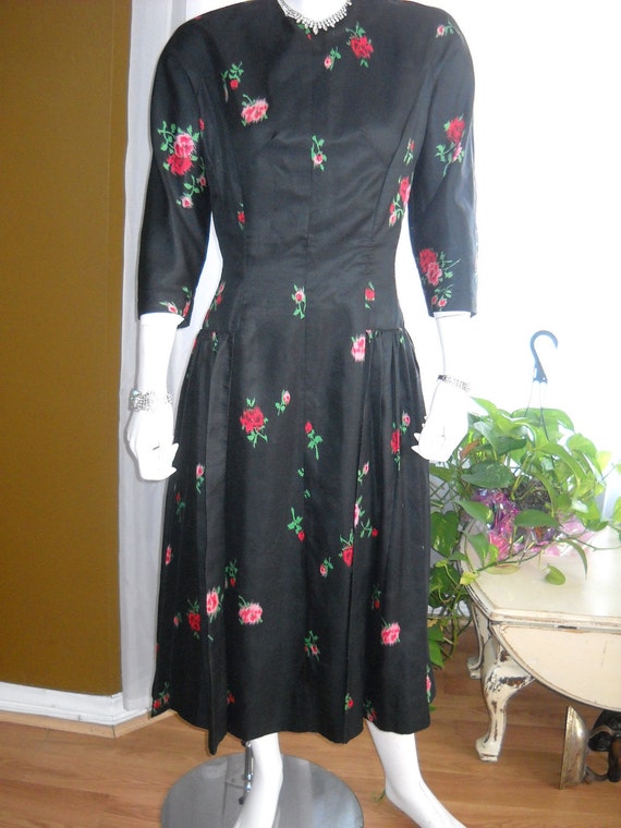 1950's Silk BLACK Floral WIGGLE/Paneled Skirt DRES