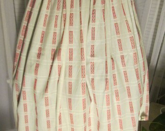 1950's Ladies Full Red/White/Black Print COTTON SKIRT---No Label/Size Tag