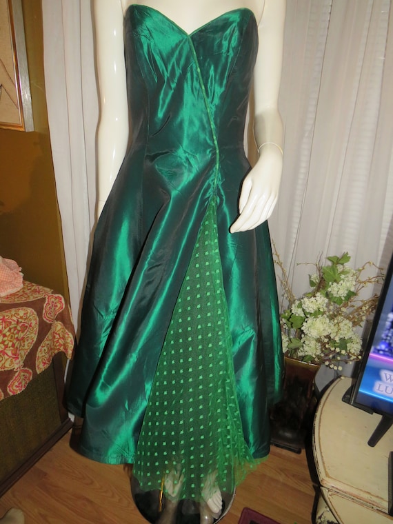 Vintage Emerald GREEN STRAPLESS Flared Skirt DRESS