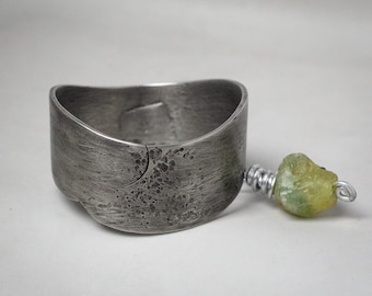 Oxidized silver metal wide bangle with green fluorite | brutalist jewelry, handmade artisan