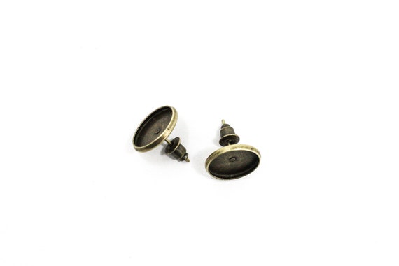 10-20 High Quality COPPER FREE Backs Ships IMMEDIATELY Holds 8mm 8mm Earring Trays Gunmetal 50-100 Pieces EF231