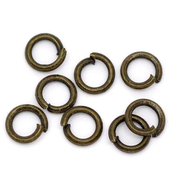 100 Bronze Jump Rings - Antique - 4mm - 0.7mm Thick - 21 Gauge - Ships IMMEDIATELY from California - F166