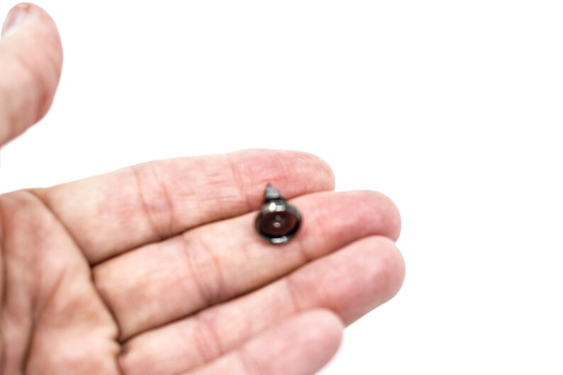 10-20 High Quality COPPER FREE Backs Ships IMMEDIATELY Holds 8mm 8mm Earring Trays Gunmetal 50-100 Pieces EF231