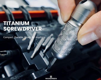 チタン製EDCビットホルダーキーチェーン マグネット式ドライバービット収納カプセル 防水ポケットツール 4mmビット5本収納可能 日常携帯ギフト