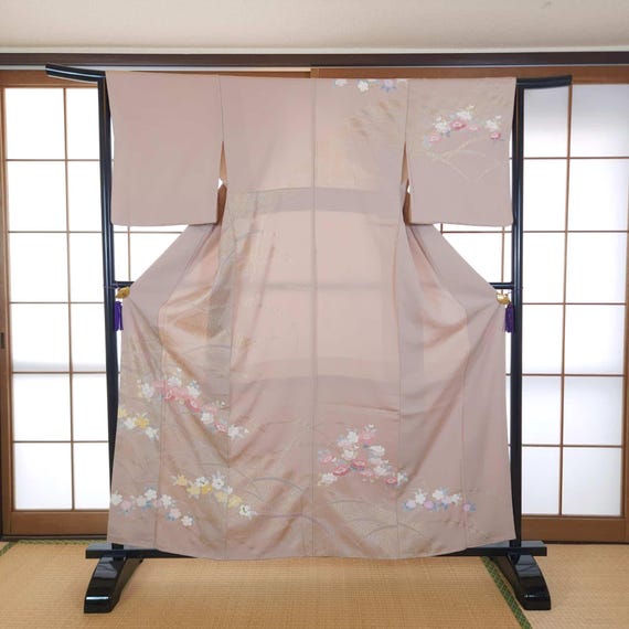 Dusty rose Houmongi with Yuzen flowers, Yuzen technique, peony Pattern, ceremony, hand painted, pastel, 着物