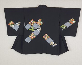 Black Yuzen Haori with flowers and Kanoko, vintage Kimono jacket, japan jacket, 羽織, hand painted