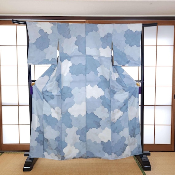 Blue Kiku Jacquard Komon Kimono, brocade, chysanthemum pattern, Japanese fashion, vintage japan Kimono, 着物