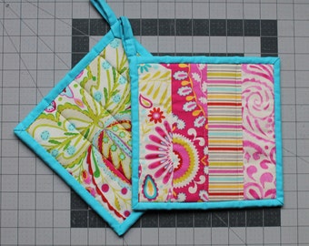 Quilted Potholder Set, Pink, Yellow, Blue, Green, Gray and White, Floral, Flower, Patchwork, Ready to ship, pot holder