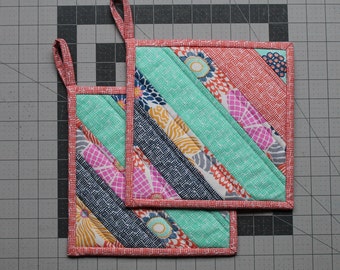 Quilted Patchwork Potholder Set, Navy, Orange, Pink, Yellow, Aqua and white. Floral, Ready to ship, pot holder