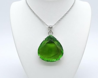 Natürlicher grüner Smaragd Anhänger 100-110 Ct, Mai Birthstone Halskette, Edelstein Schmuck, Eleganter Smaragd Anhänger, Geburtstagsgeschenk für Frauen