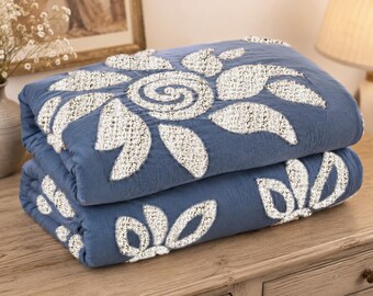 Funda nórdica acolchada 100% algodón, ropa de cama bohemia con estampado floral azul estilo granja.