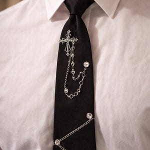 Black Cross and Chain Tie – Gothic Tie – Punk Style Necktie – Alternative Fashion