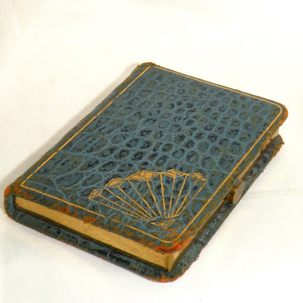 Powder Compact, Book Compact, Purse Compact, Vintage Art Deco "Pendennis" Snakeskin "Book" Shaped Compact