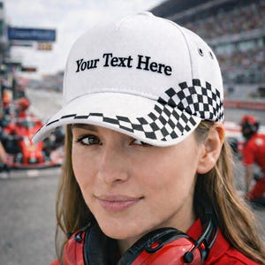 Anpassad textbroderad Grand Prix-keps, personlig F1-racingkeps, familjekepsar för depåbesättning, unisex motorsport-rutig keps, present till förare