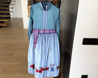 Disfraz de Anna de Disney Store, vestido de terciopelo de invierno de lujo – La aventura congelada de Olaf – Talla 7/8 (128 cm)