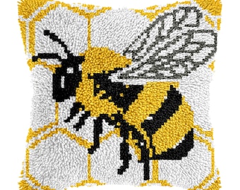 Latch Hook Kit Little Bee Pattern Pillowcase Diy pillowcase Kits, Latch Pillowcase Mother's Day gift,tapestries Latch Kit Pillow16.9x16.9 in