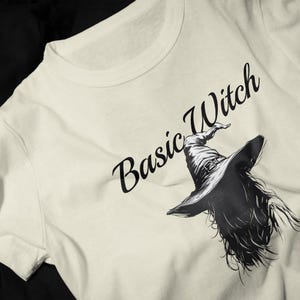 Enkel häxa-t-shirt | Häxhattillustration, Halloween-t-shirt med grafisk design