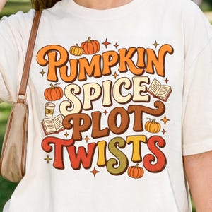 Kürbisgewürz und unerwartete Wendungen – PNG-Design für Herbst-Buchliebhaber – Gemütliches Geschenk für Leseratten – Herbstbücher – DTF-Transfer – Sublimation – Digitaler Download