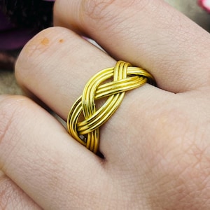 Celtic Braided Interlocking Brass Ring | Woven Band | Infinity Finger Ring | 18k Gold Plated Jewelry | Minimalist Geometric Knot Accessory |