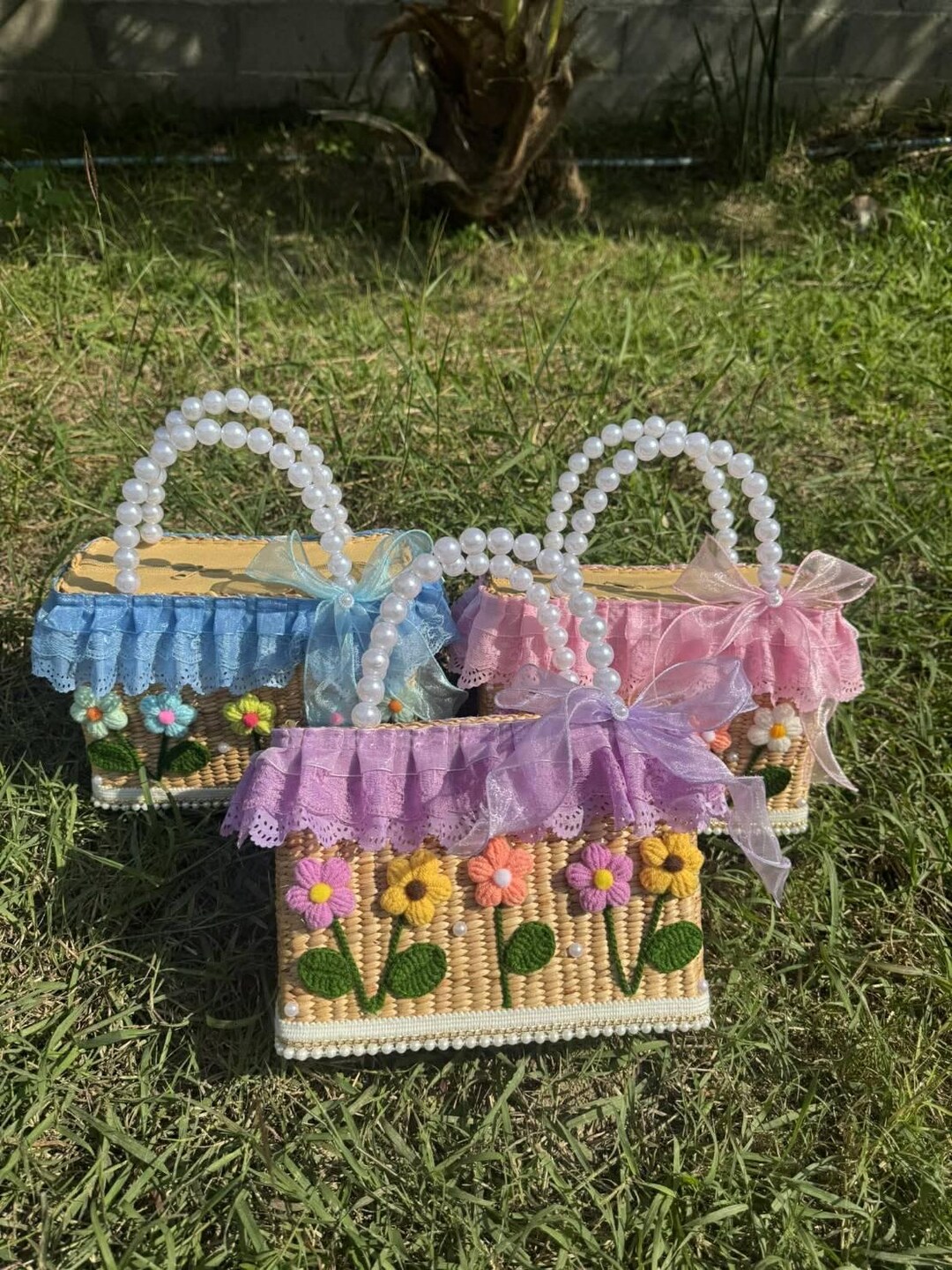 Handmade Water Hyacinth Straw Bag With Pearl Handle – Romantic Woven ...