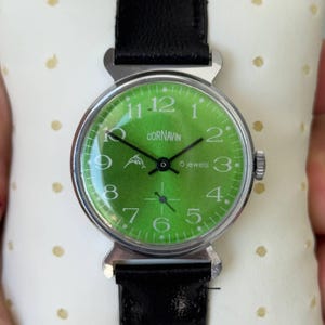 Vintage Pobeda Cornavin USSR Watch, Green Dial Mechanical ZIM 2602 Wristwatch