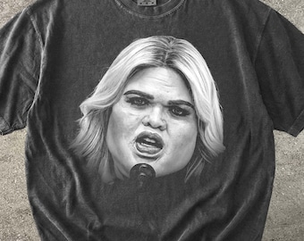 Chemise Erika K drôle, parodie d'Erika, t-shirt politique avant-gardiste, chemise couleurs confort en niveaux de gris, t-shirt meme controversé, t-shirt viral