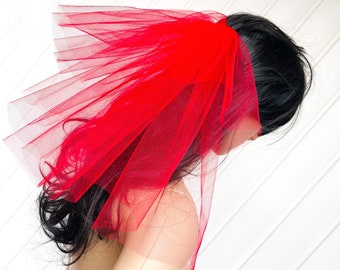 Red Bachelorette party Veil 2-tier, short length. Bride veil, bachelorette veil, hen party veil, wedding, bridal veil, bride to be