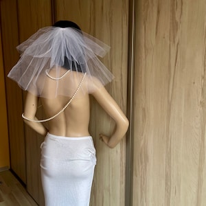 Bride to be veil for bachelorette party Short bachelorette party veil Bridal cute veil WHITE/IVORY veil Wedding minimalist veil Hen party