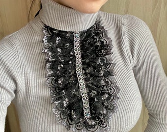 Collier Jabot En Dentelle Sur Le Thème Victorien - Accessoire De