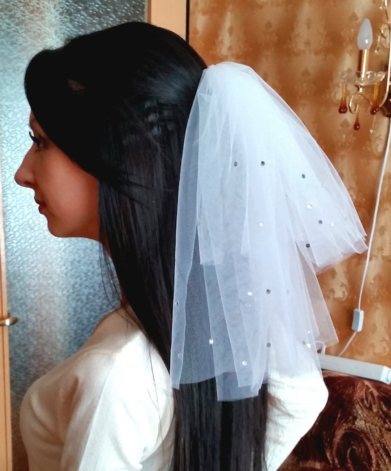 Bachelorette Party 1-tier Veil IVORY Short Length. Bride 